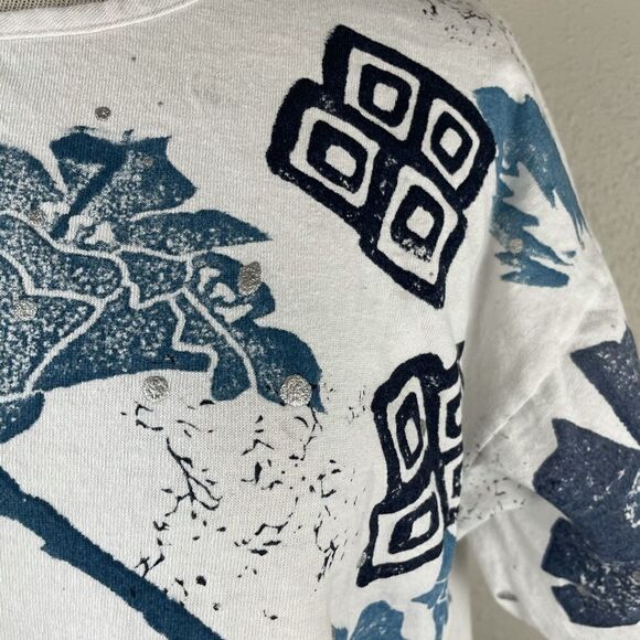 EZL T-Shirt Size S EUC - Picture 2 of 9